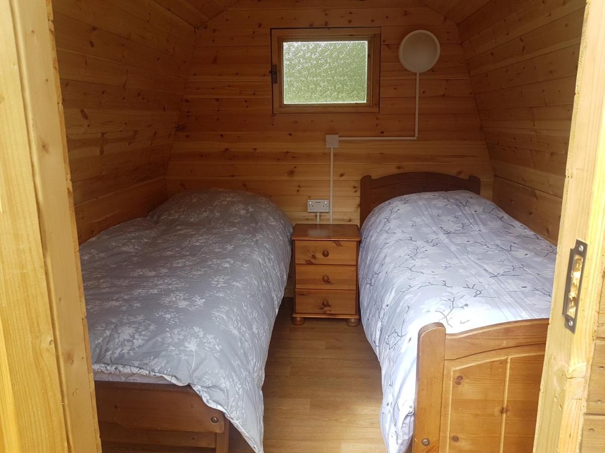 Rum Bridge Fisheries "The Cabin" Hotel Clare Екстериор снимка